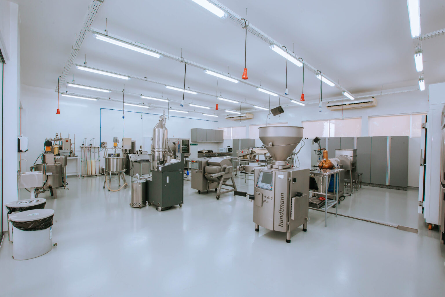 LABORATÓRIO DE ALIMENTOS - SENAI - CHAPECÓ/SC