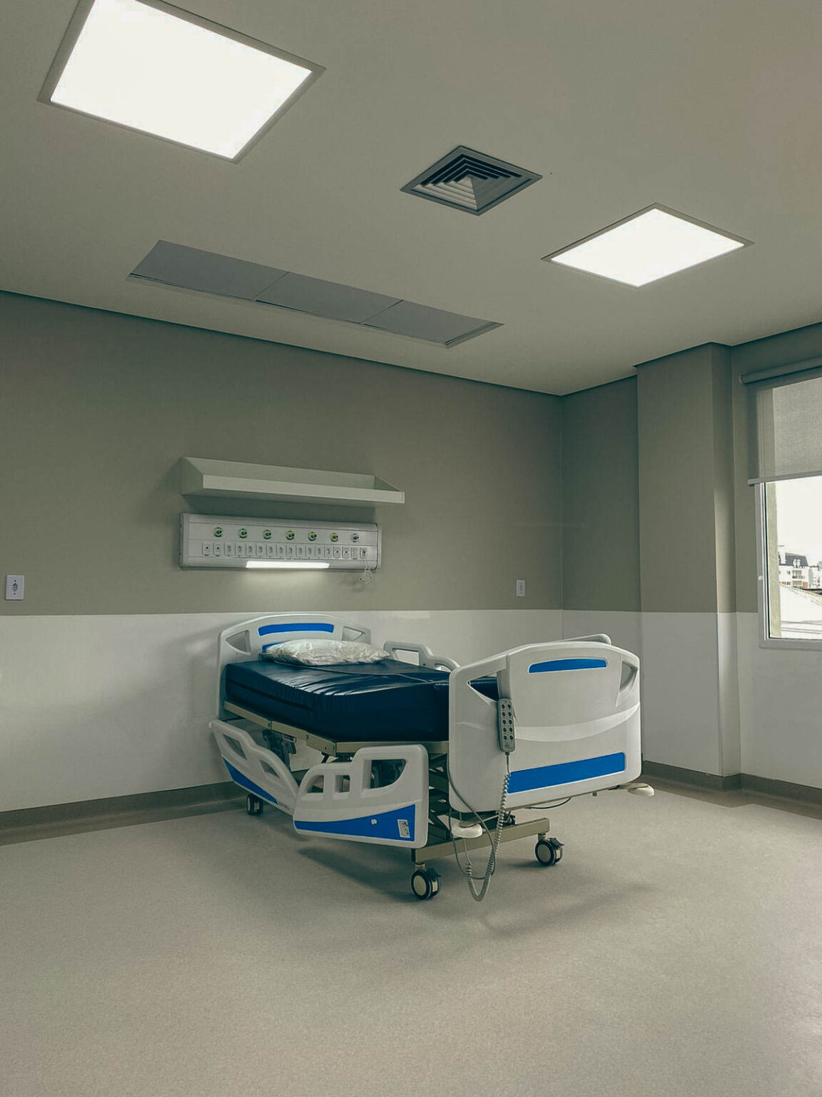 UTI ADULTO - HOSPITAL SANTA TEREZINHA - ERECHIM/RS